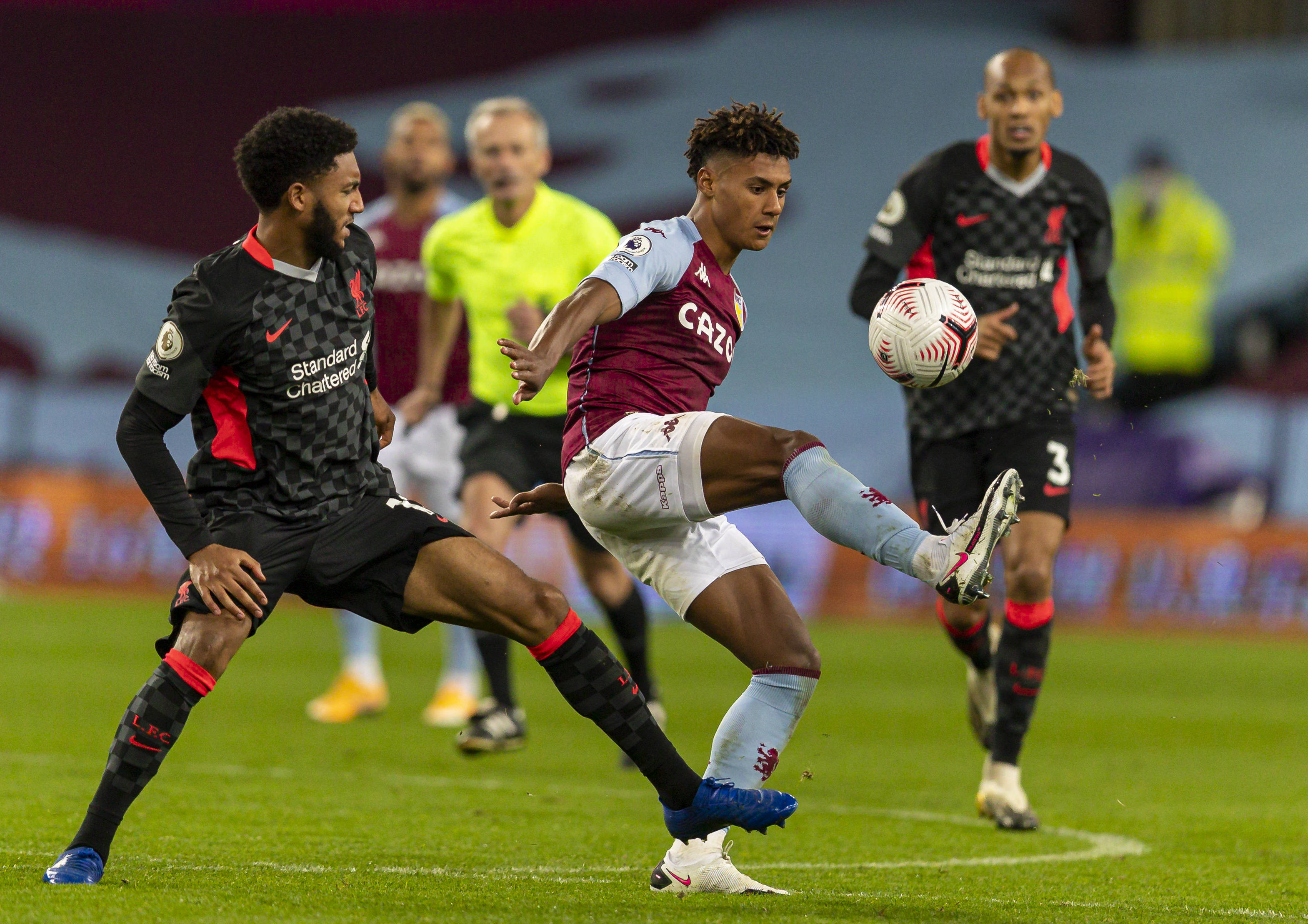 更是对他们 更是对他们